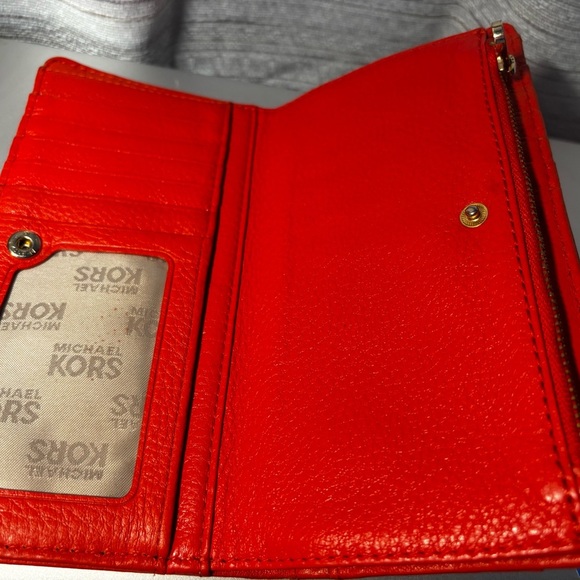 Michael Kors Red Leather Women's wallet - Picture 2 of 5